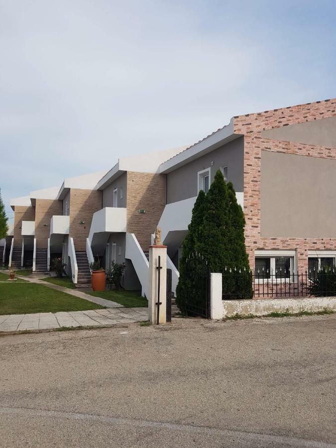Hotel Loga Tycherón المظهر الخارجي الصورة