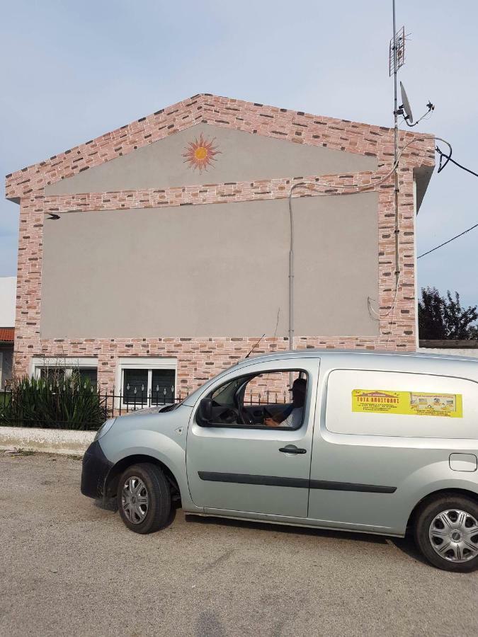 Hotel Loga Tycherón المظهر الخارجي الصورة